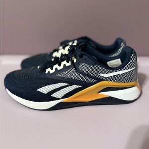 Reebok nanoX2 navy with orange size 7 Like New!